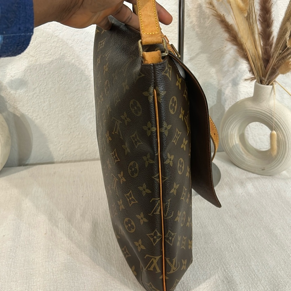 Authentic Louis Vuitton Musette shoulder bag M51256 Monogram Brown - Picture 3 of 13